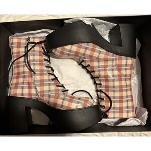 NWB‎ | Larroude Olivia Boot Size 10